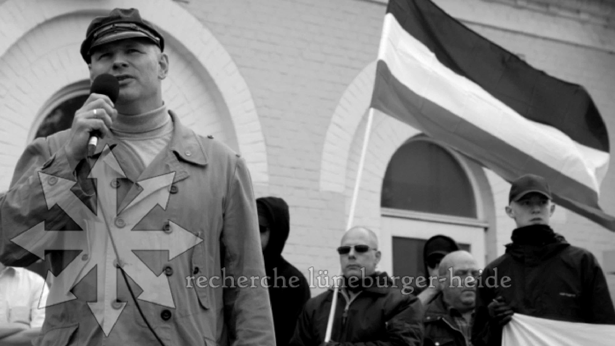 06.06.2009 / Itzehoe: Kundgebung von ca. 30 Neonazis
