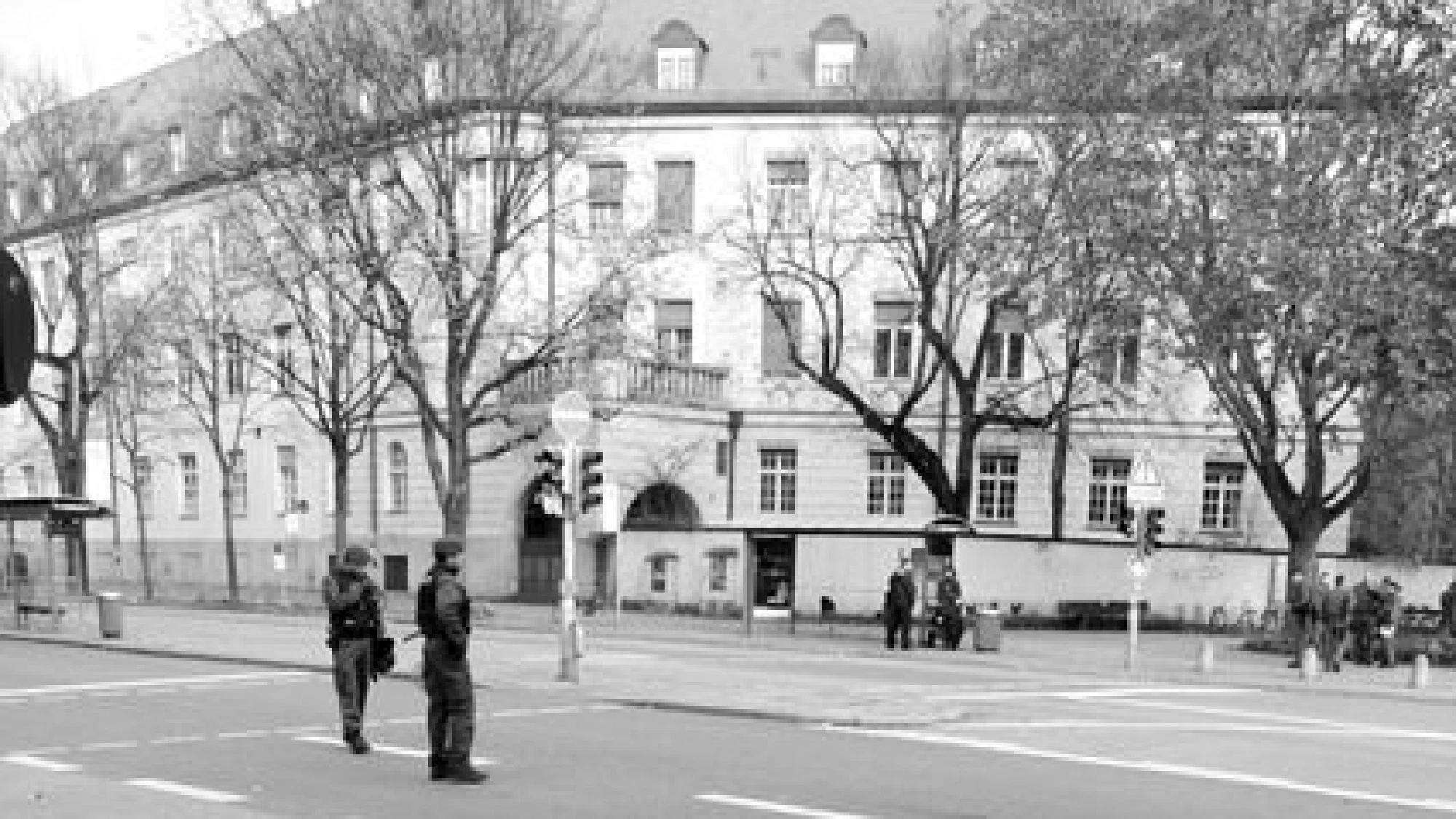 14.11.2009 / München: Von Opfern und „Helden“ in München