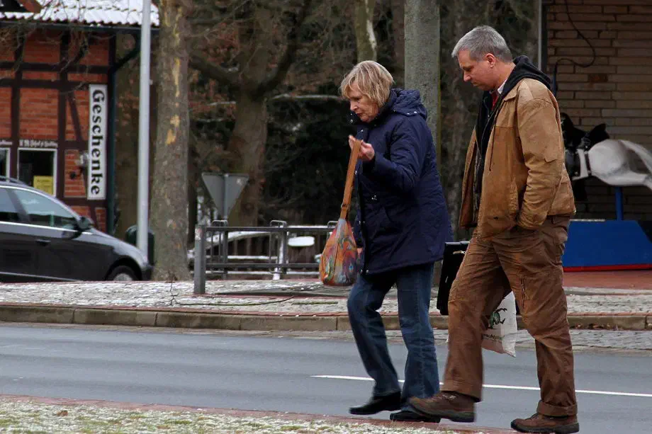 Auch die Bundesvorstandsmitglieder Christian Worch und Ingeborg Lobocki waren bereits am 09.02.2013 in Munster zugegen als der Kreisverband Heide gegründet wurde. Als Kreisvorsitzender wurde der zuvor im niedersächsichen NPD-Landesvorstand aktive Stefan Klingbeil bestimmt.