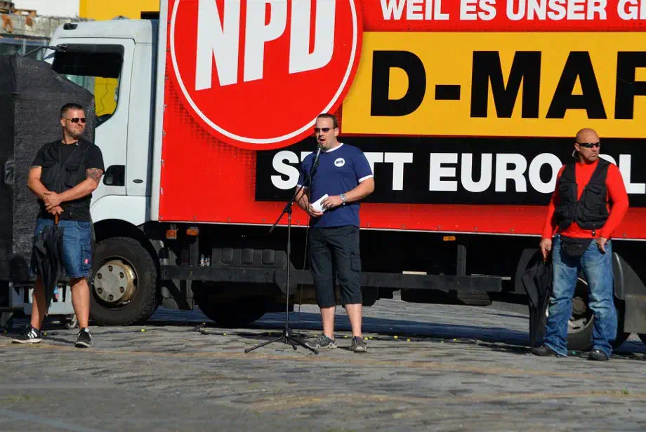 August 2013: Am Freitag den 16.08.2013 war die NPD dann unter anderem im niedersaechsischen Osnabrueck
