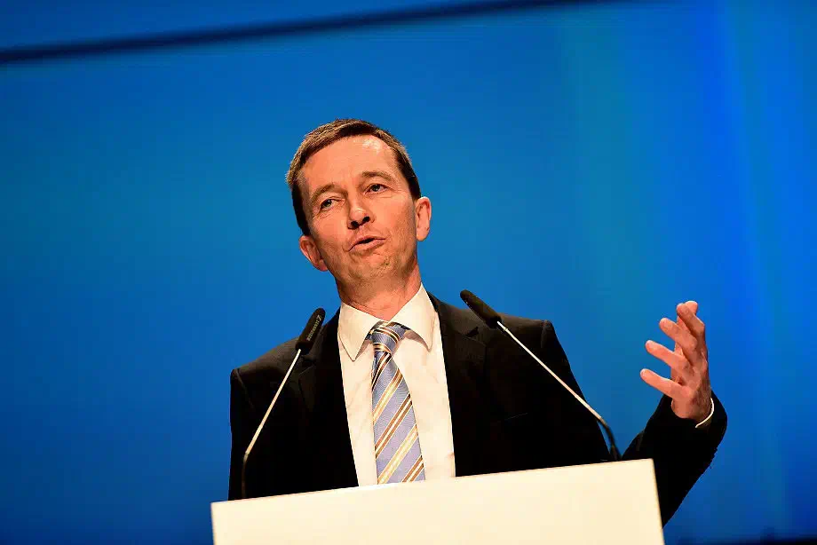 Lucke verlaß im Rahmen der Veranstaltung eine Persönliche Erklärung in welcher er die Arbeit der Partei als "Stümperhaft" bezeichnete