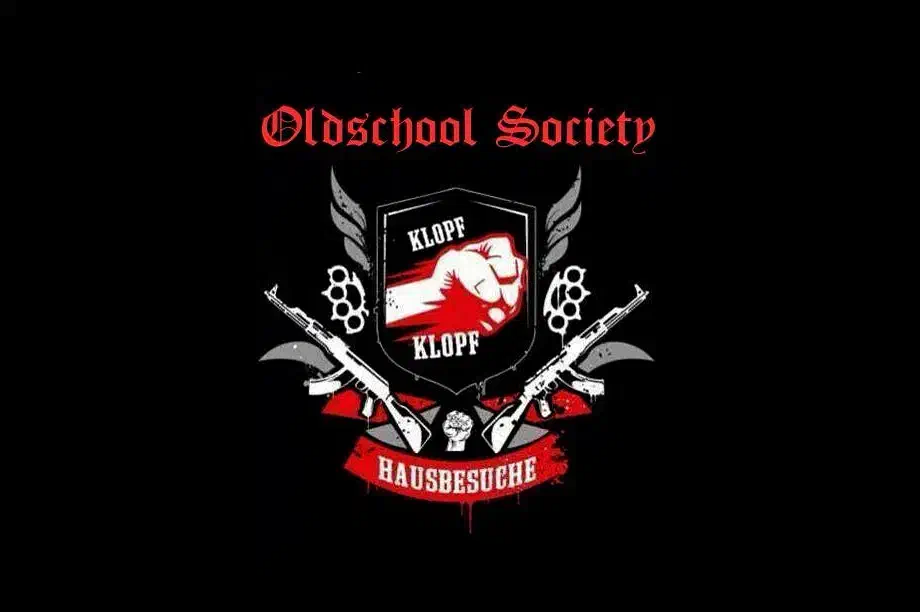Bei den nun stattgefundenen Durchsuchungen wurden pyrotechnische Sprengmittel sowie weitere Beweismittel sichergestellt.