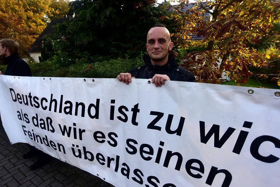 Auch Andreas Haack vom NPD-Unterbezirk Stade war vor Ort. Im Zuge des diesjährigen NPD-Landesparteitages wurde Andreas Haack zum stellv. Organisationleiter der NPD Niedersachsen gewählt.