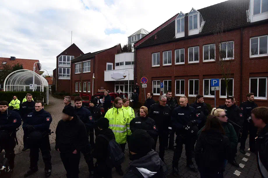 Geschützt wurde die Kundgebung von einem massivem Polizeiaufgebot.