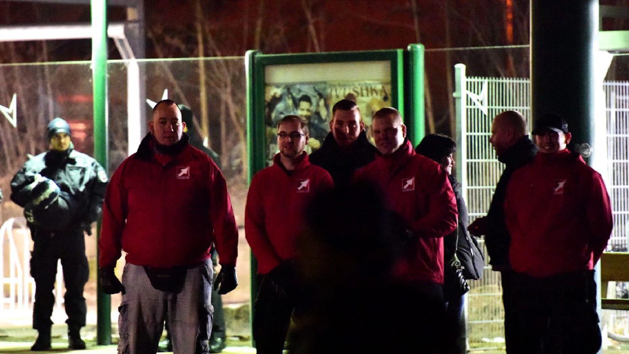 Fackelmarsch von Neonazis in Nienburg