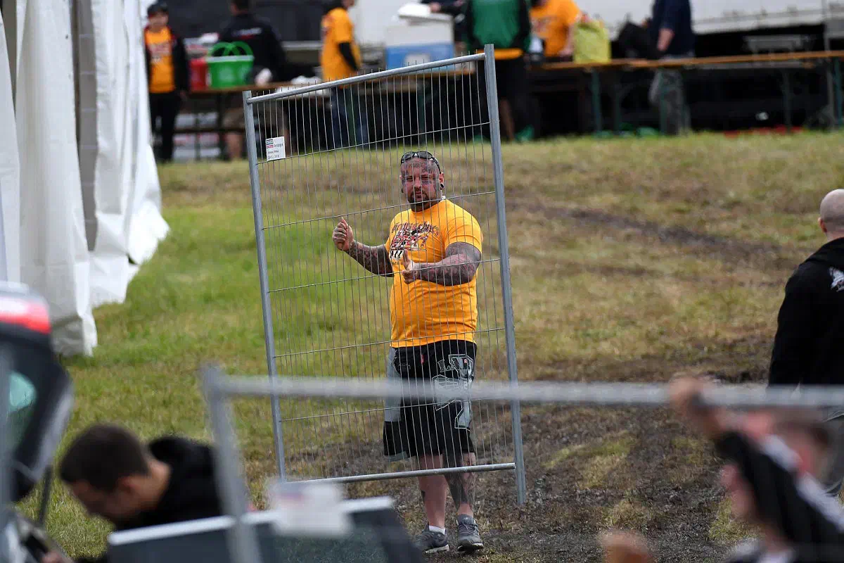Neonazifestival "Rock gegen Überfremdung" in Themar (TEIL 1)
