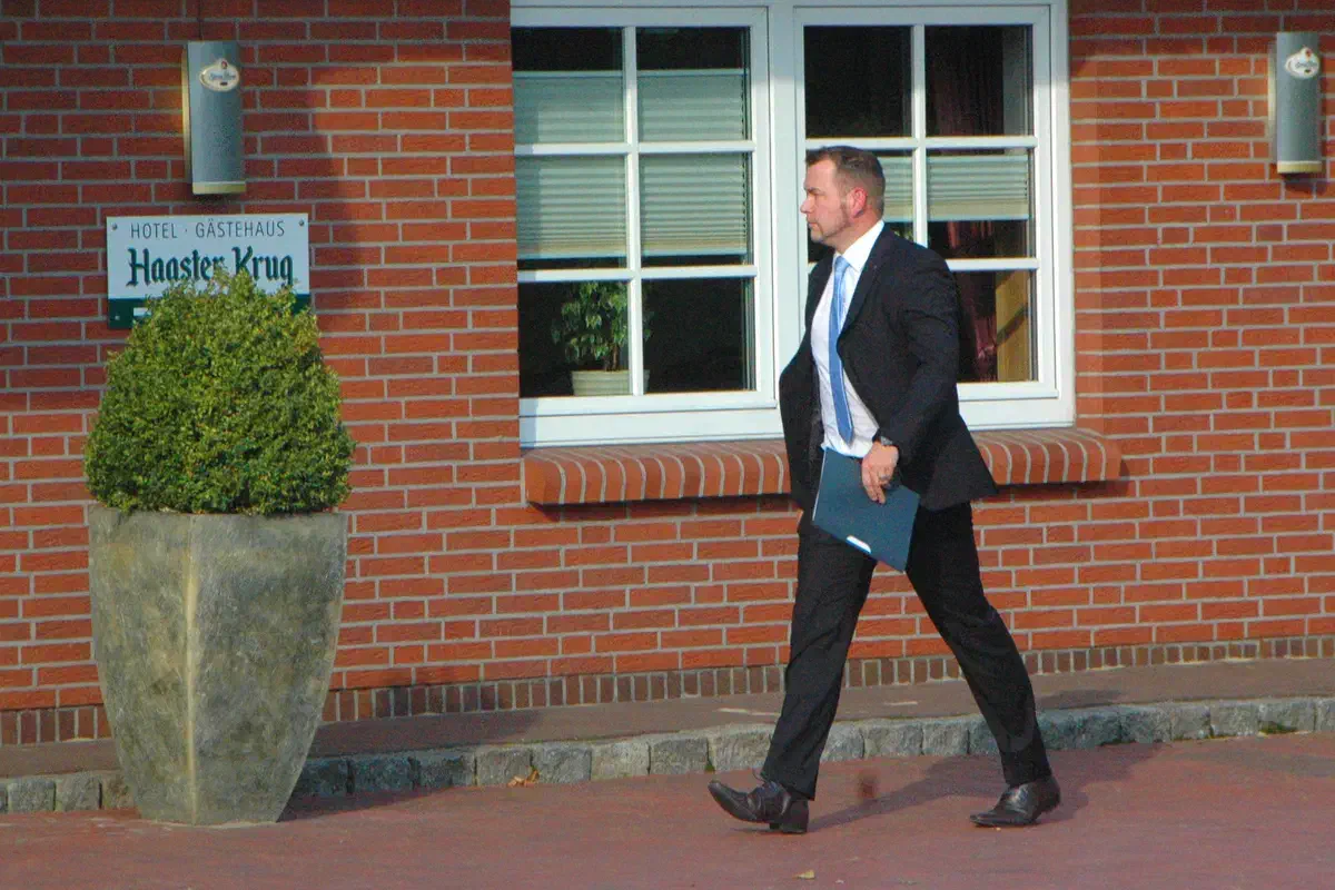 Als Redner angekündigt war auch der Bundestagskandidat Andreas Paul für der Wahlkreis Oldenburg-Ammerland.