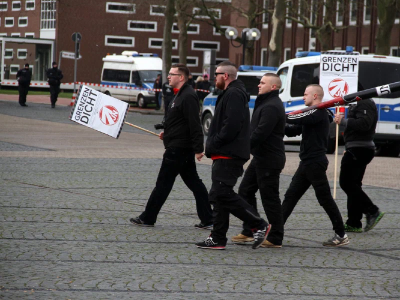 Demonstration von Neonazis in Peine