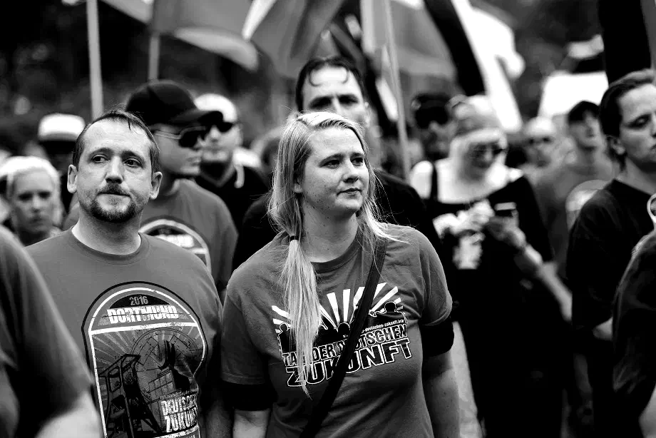 Auch nach ihrer Trennung von Dieter Riefling und ihrem Umzug nach Rheinland-Pfalz, wo sie weiterhin in der NPD aktiv ist, blieb Ricarda Riefling dem TddZ treu. Sie besuchte  in den Folgejahren zahlreiche Veranstaltungen zwar nicht als Rednerin sondern als Teilnehmerin.