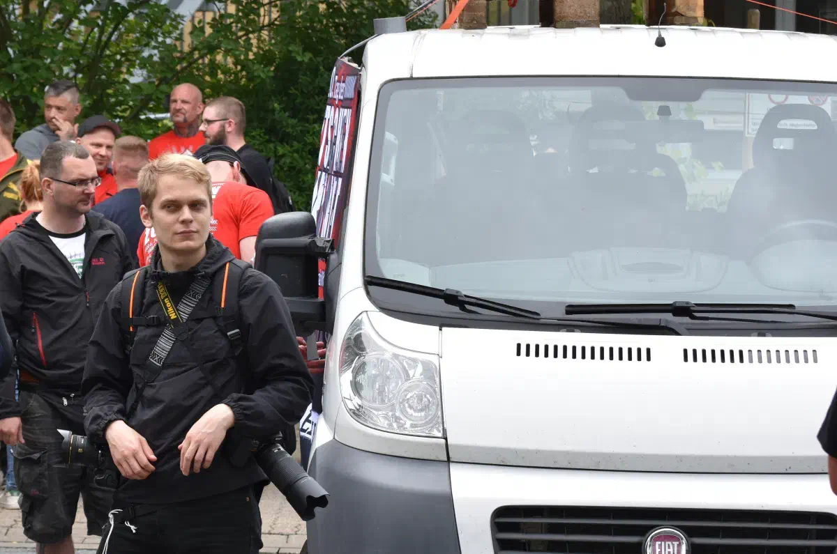 Matthias Drewer verdingt sich seit geraumer Zeit als neonazistischer Fotograf mit dem Pseudonym "Stahlfeder".