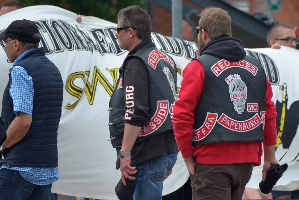 Auch Mitglieder des Motorradclubs "Red Aces Papenburg" nahmen an der AfD-Kundgebung teil.
