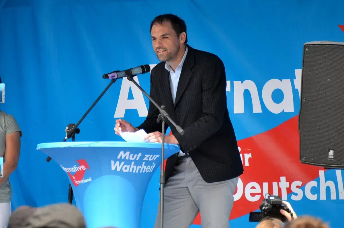 Redner Christopher Emden vom AfD-Kreisverband Osterholz/Verden