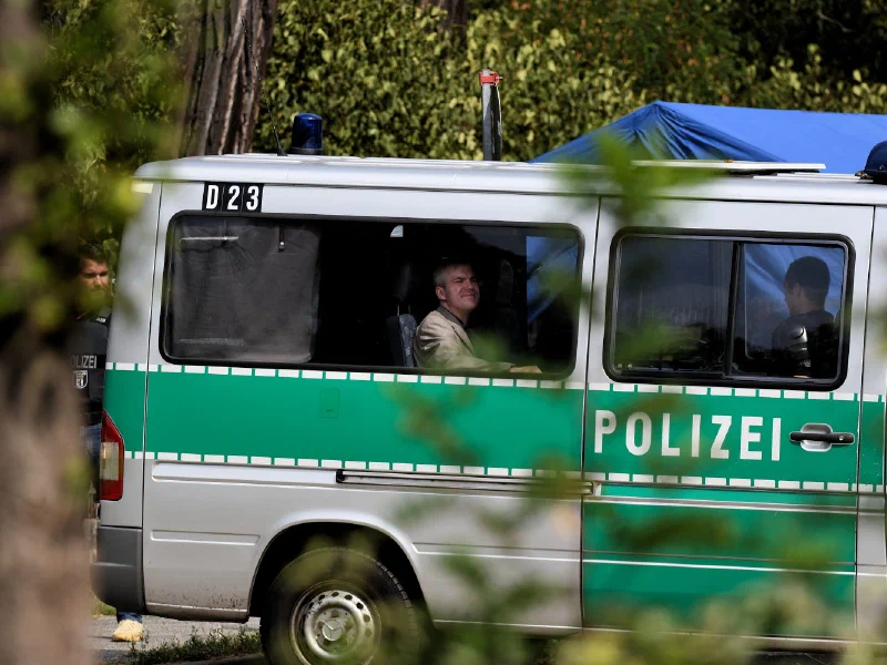 Neonazis gedenken Hitler-Stellvertreter in Berlin
