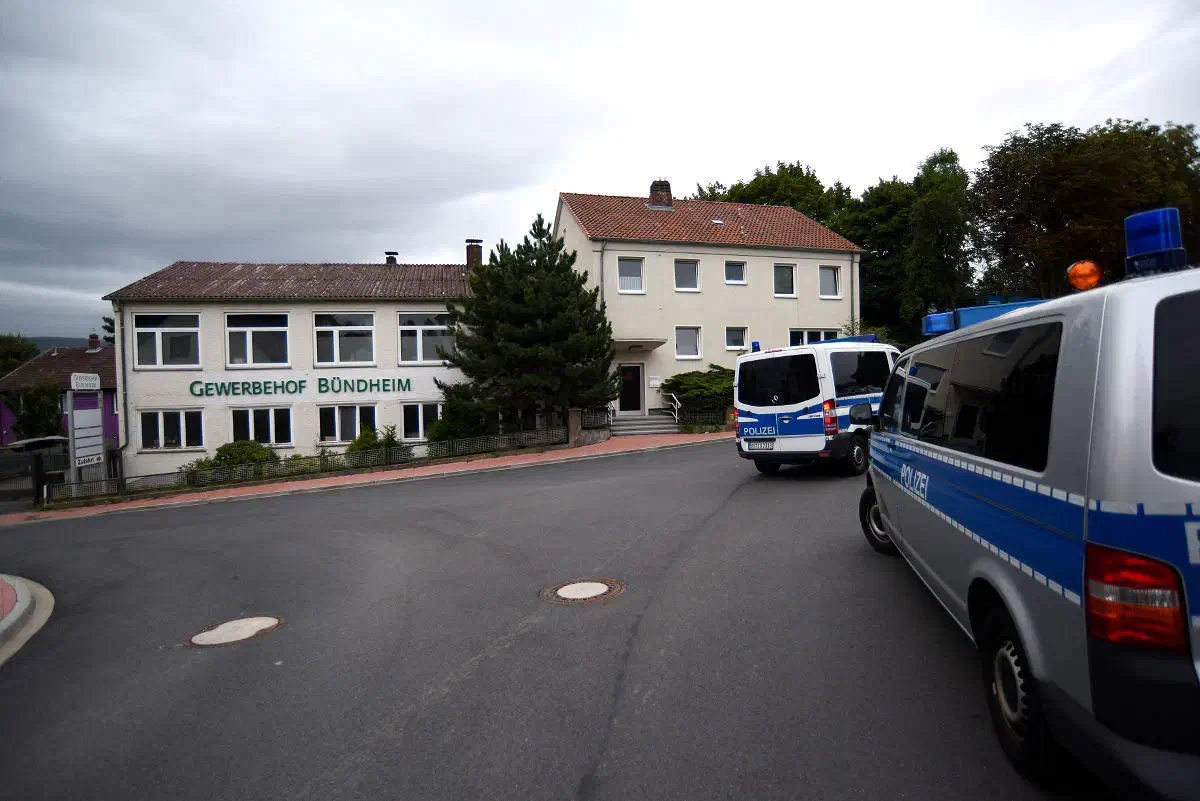Zeitweilig konnte die Gruppe um den Neonaziaktivisten Joost Nolte einen leerstehenden Gewerbehof in Bündheim nutzen. Einige Mitglieder wohnten dort auch zeitweise. Allerdings gelang es der Stadt Goslar bald darauf dort Konzerte und größere Versammlungen aus Sicherheitsgründen zu verbieten.