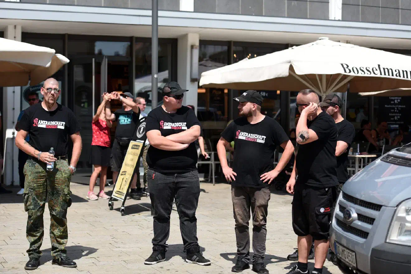 Auch Mitglieder der „Kameradschaft Einbeck“ nahmen an der Veranstaltung teil