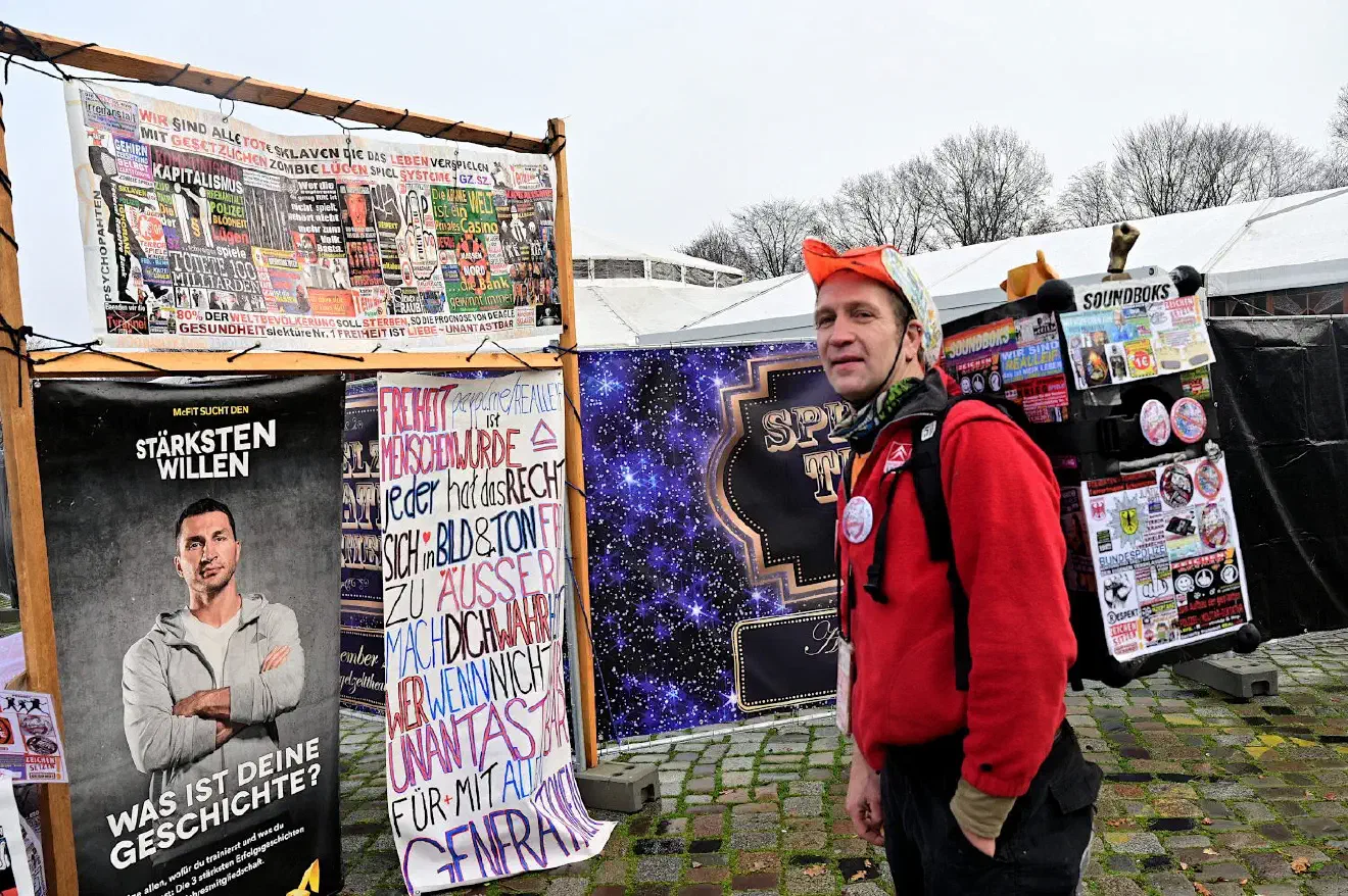 Das Urteil des BVerfG im Kontext von Querdenker*innen-Demonstrationen ist der erste Beschluss dieser Art und könnte richtungsweisend sein und Auswirkungen auf zukünftig Demonstrationen von Querdenker*innen haben. 
