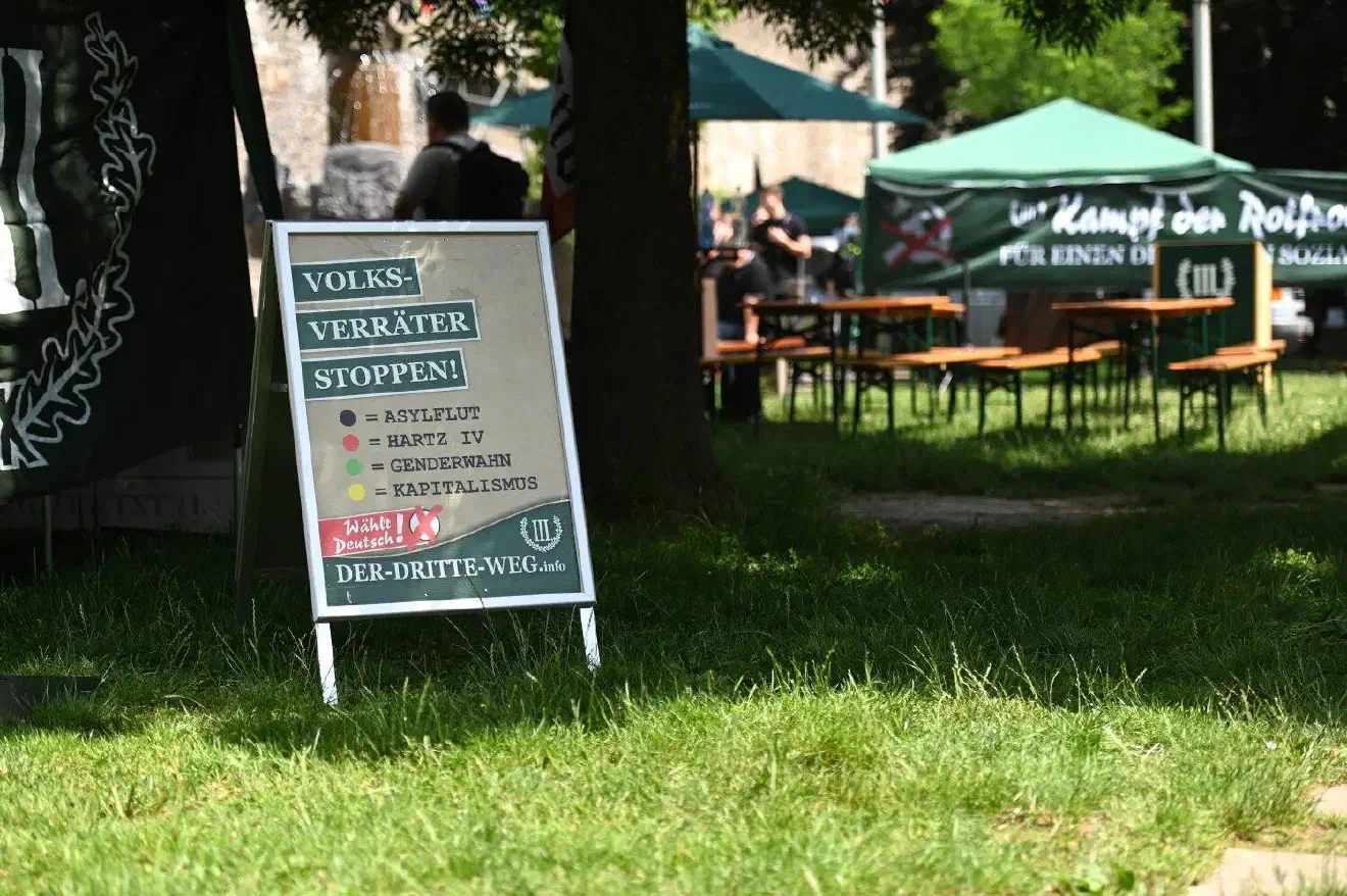 Während die Partei sich im letzten Jahr noch auf die laufende Pandemie berufen konnte, konnte das Ausbleiben der Teilnehmer*innen in diesem Jahr damit nicht erklärt werden.