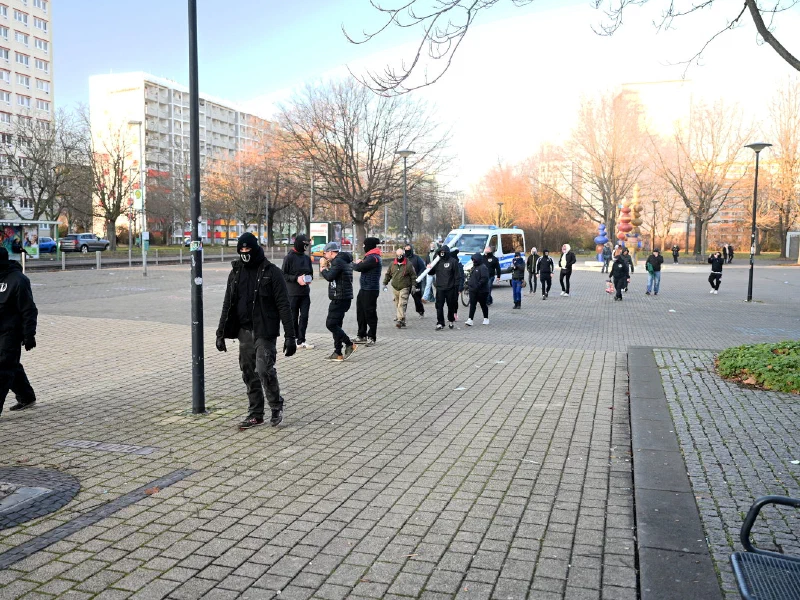 Kundgebung der "Neuen Stärke" (NS) in Magdeburg