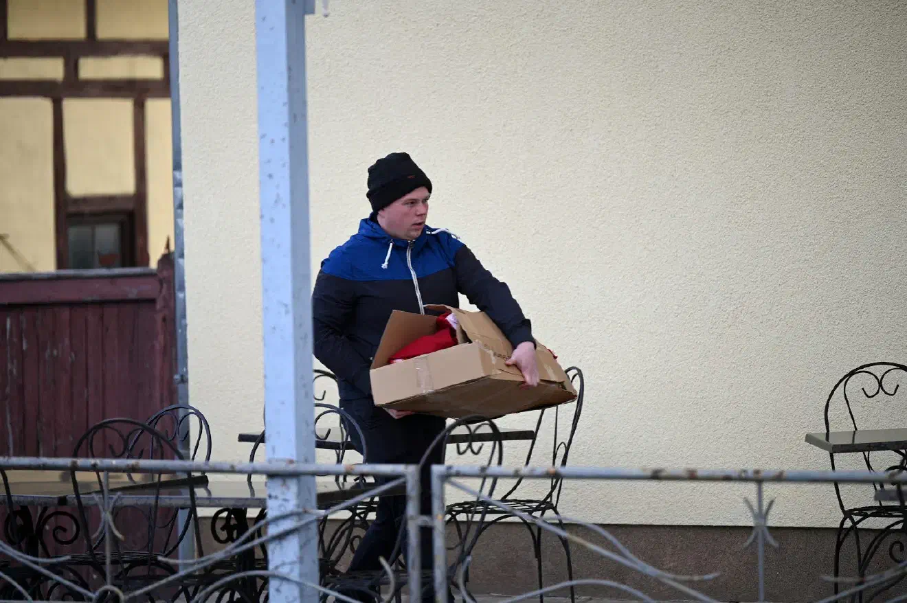Neben den niedersächsischen JN-Aktivisten waren auch Mitglieder der NPD-Jugendorganisation aus Mecklenburg-Vorpommern vor Ort.