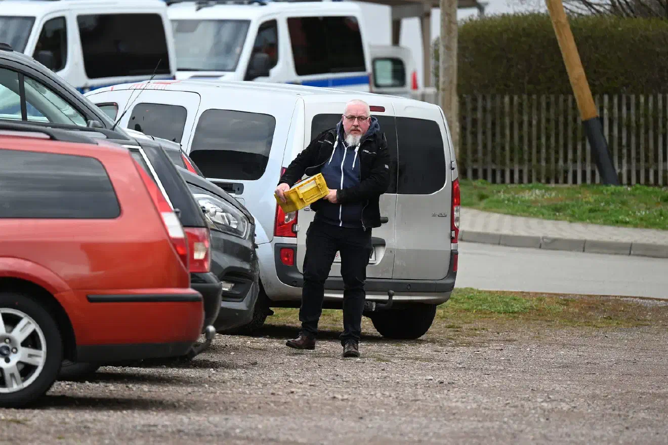 Ebenfalls vor Ort war der langjährige Neonazi Alexander Neidlein. Neidlein bekleidete in der Vergangenheit das Amt des stellv. JN-Bundesvorsitzenden und ist aktuell NPD-Generalsekretär. Der ehemalige Söldner und Bankräuber genießt innerhalb der Neonaziszene ein hohes Ansehen.