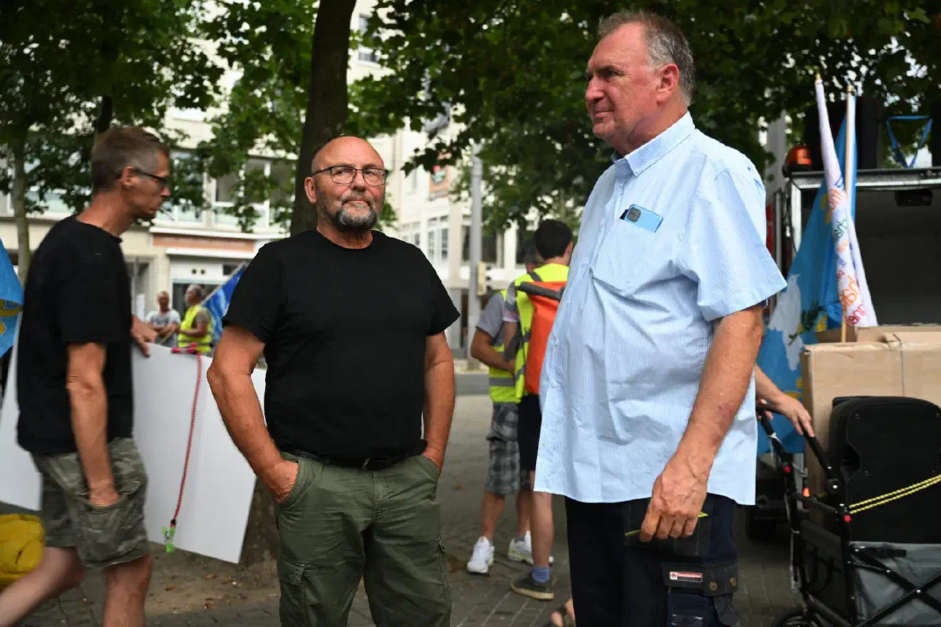 Nach Eigenangaben wollte man bei der Veranstaltung " nach den Rechten schauen ", so Löhmann.