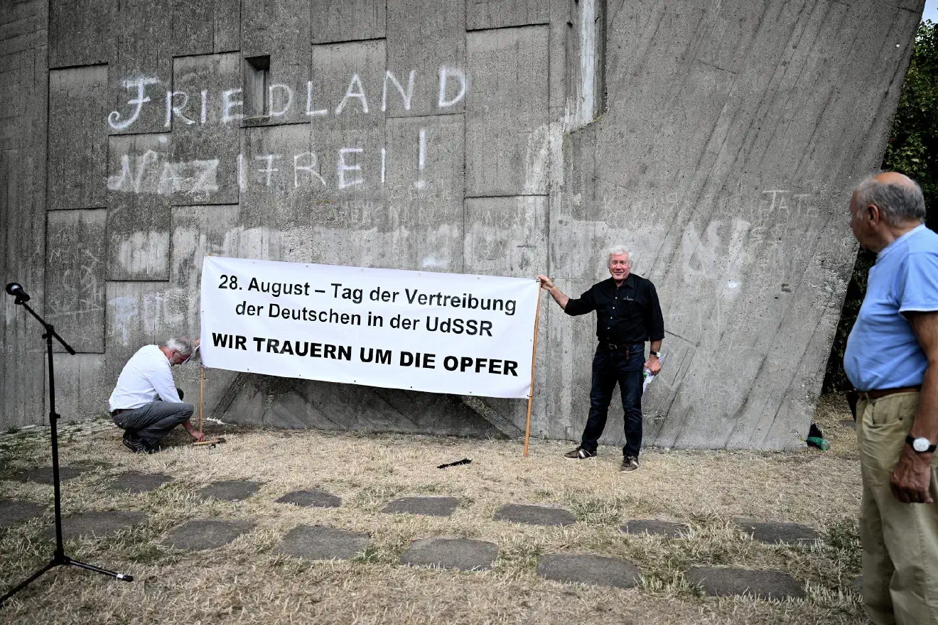Während in den vergangenen Jahren bis zu 50 Personen teilnahmen, kamen diesem Jahr lediglich 16 Personen zusammen.