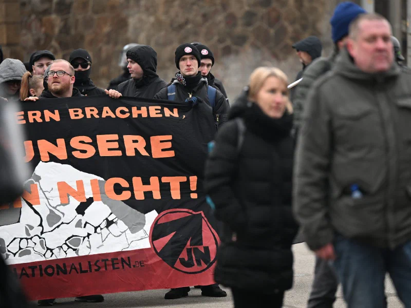 Demonstration der radikalen und neonazistischen Rechten in Dresden (Teil 2)