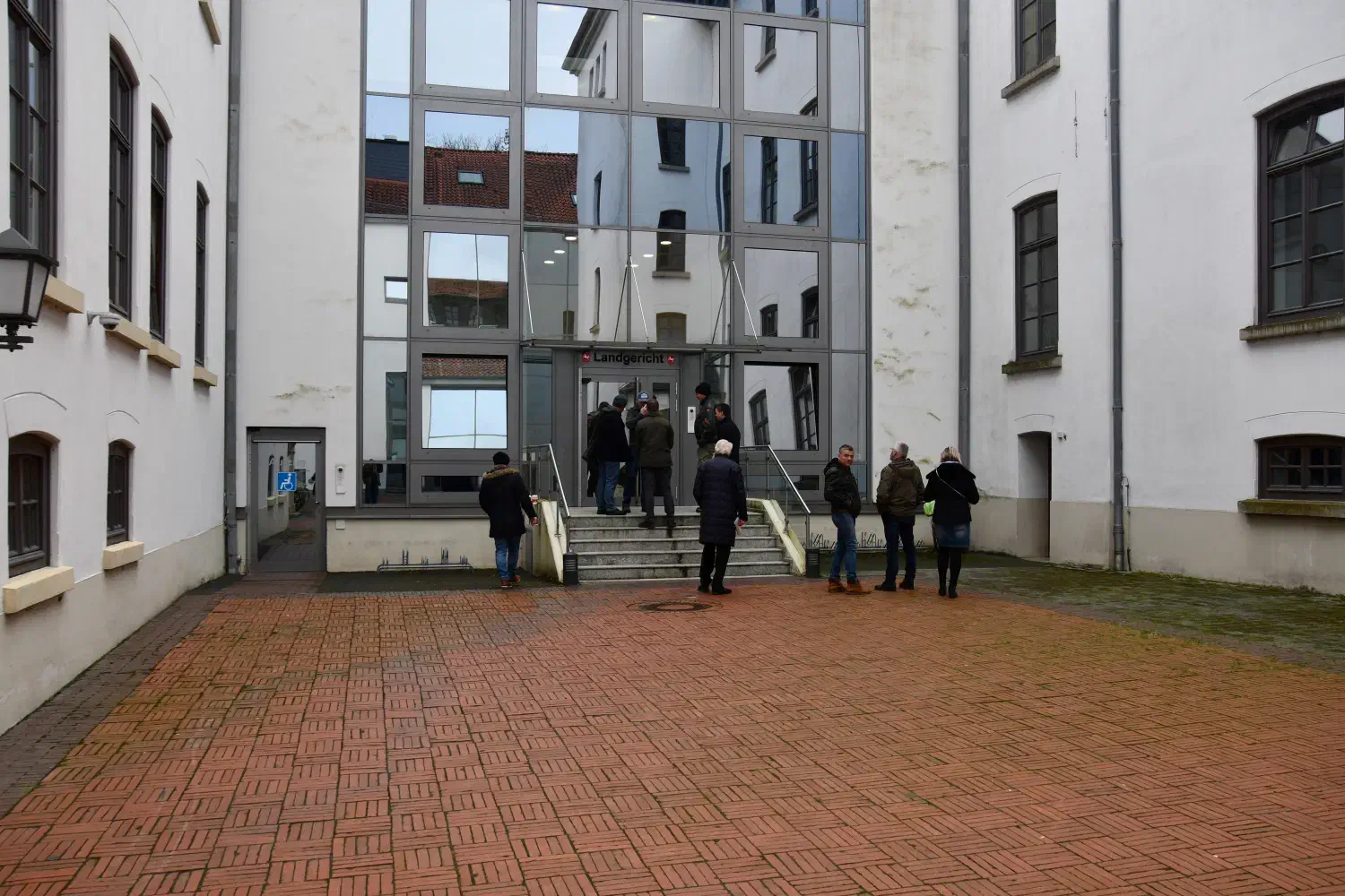 Verhandlung gegen ehem. Soldaten in Aurich