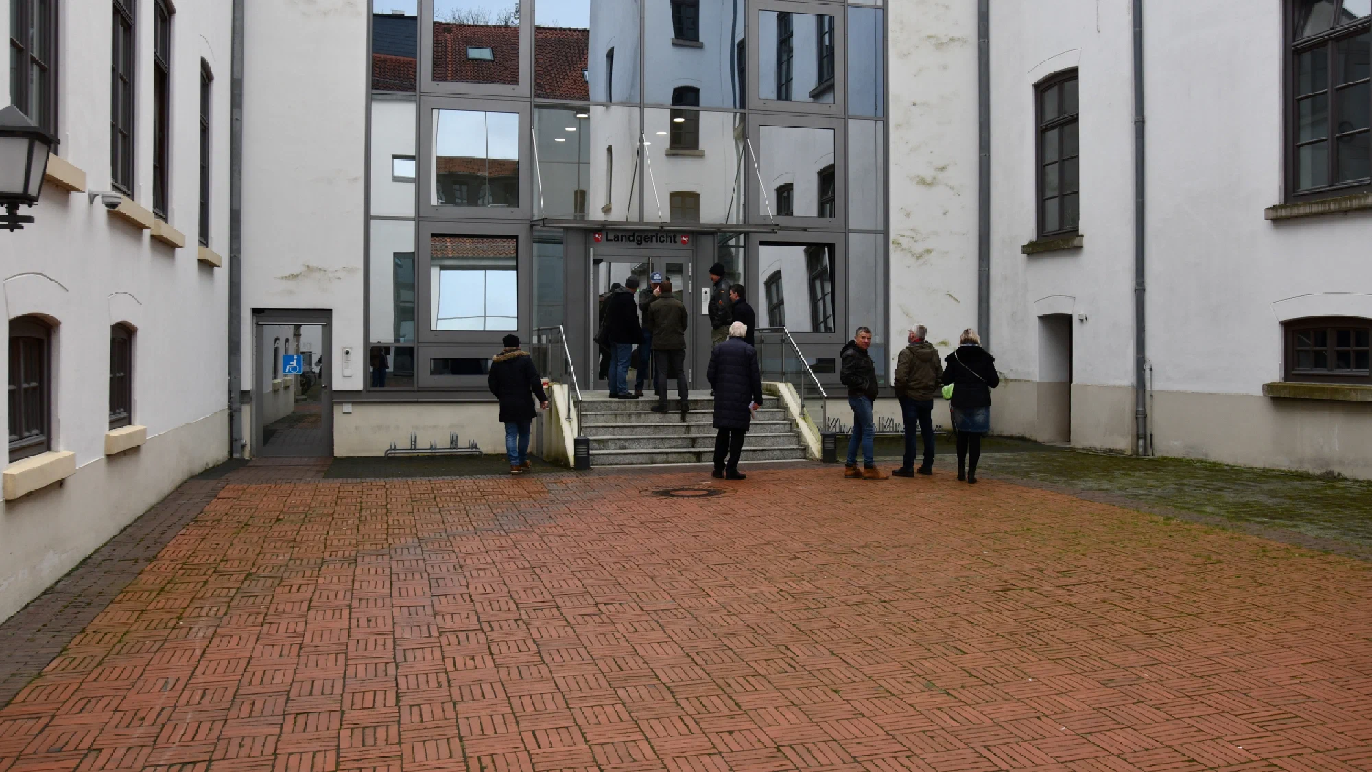 Verhandlung gegen ehem. Soldaten in Aurich