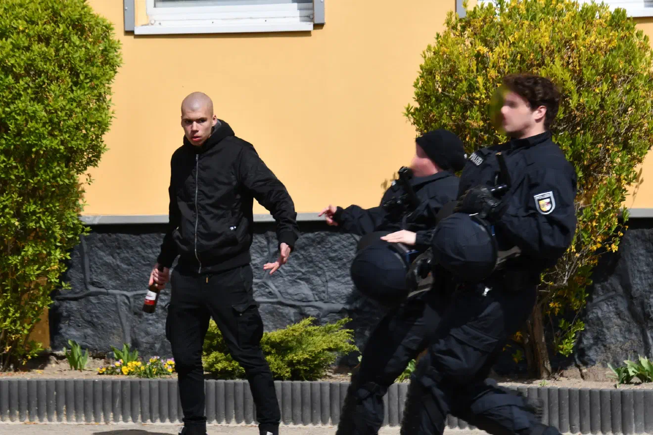 Insgesamt nahmen ca. 25 Personen an der Veranstaltung in der Warener Innenstadt teil.