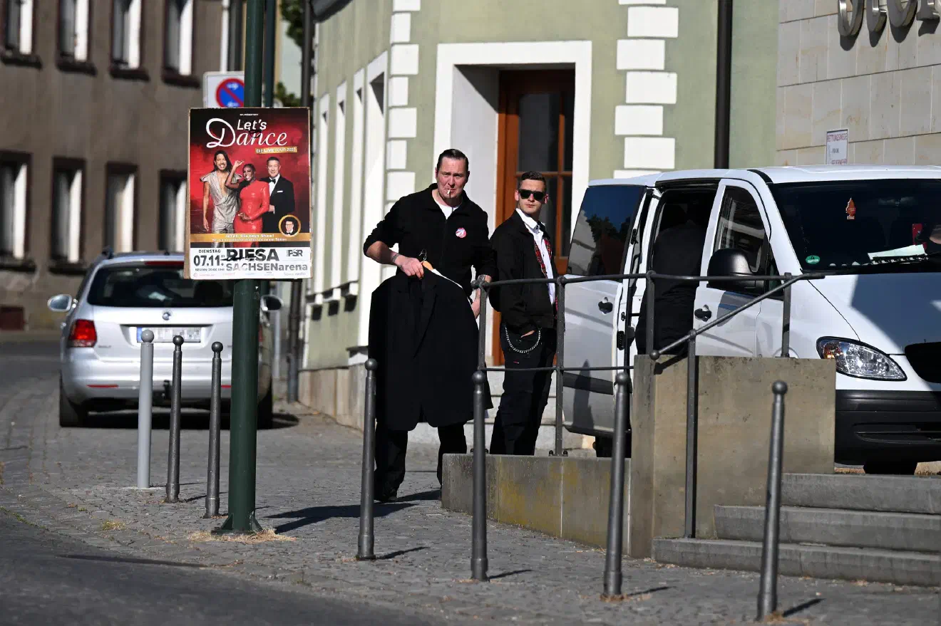 Der Ordnerdienst des Parteitages wurde durch Mitglieder der NPD-Jugendorganisation "Junge Nationalisten" (JN) gestellt. 
