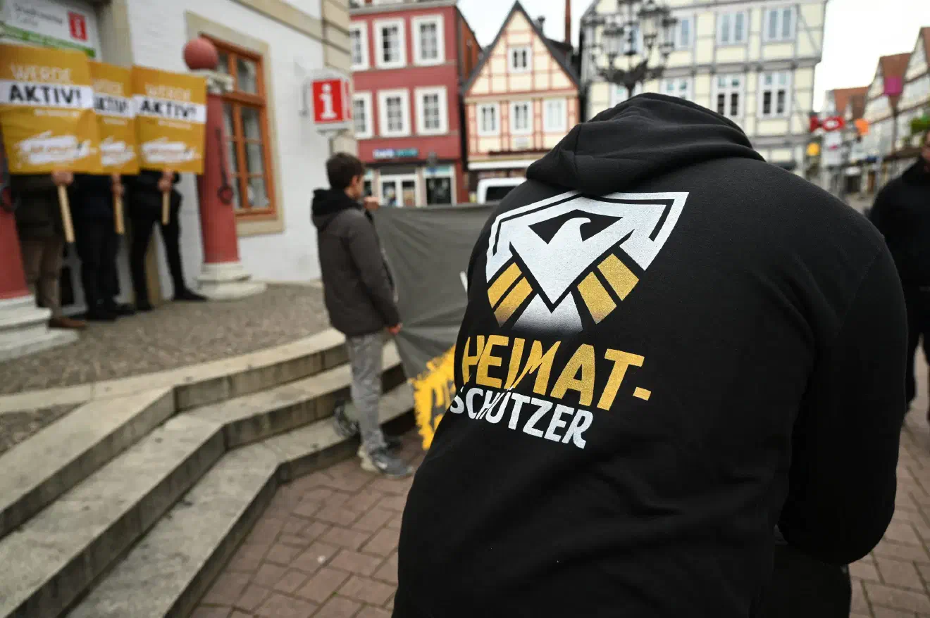 Gleichzeitig mit den Kundgebungen in Celle führten Neonazis im Zusammenhang mit der Kampagne auch eine kleine Aktion in Berlin durch.
