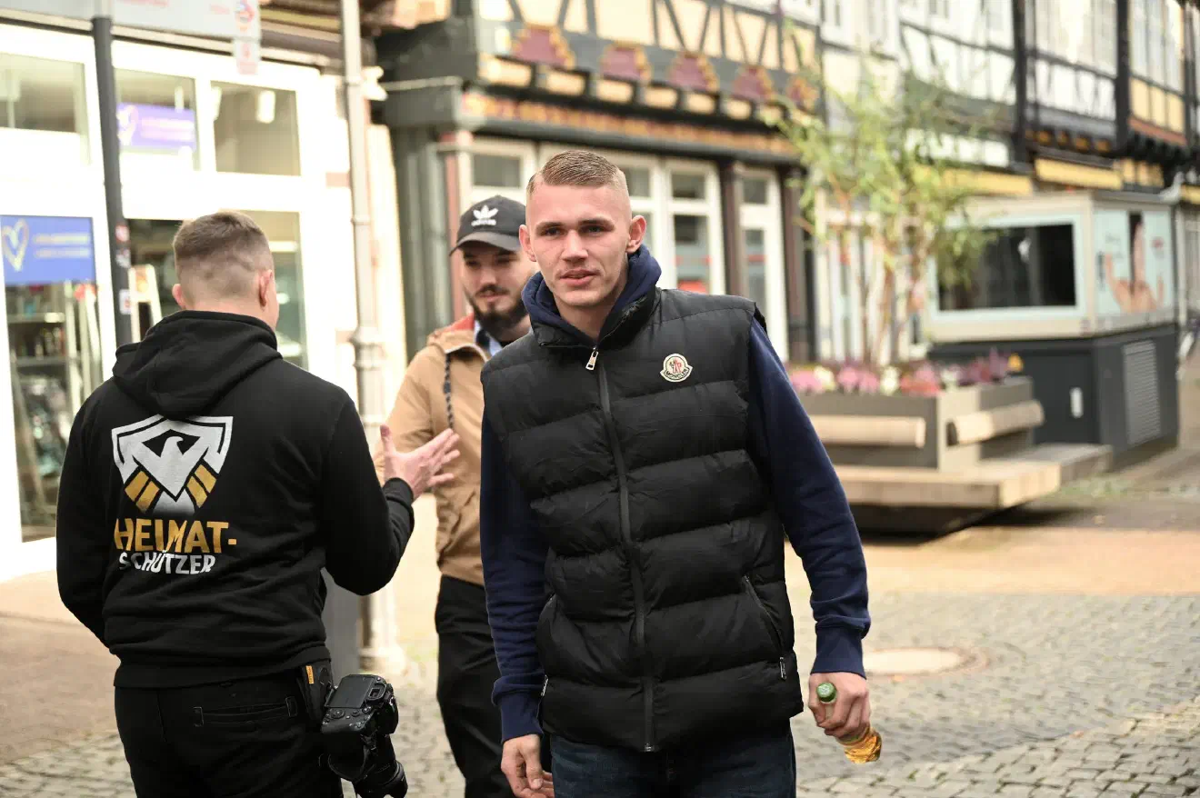 Hier kamen weitere Teilnehmende aus dem Bereich Dortmund (NRW) hinzu.