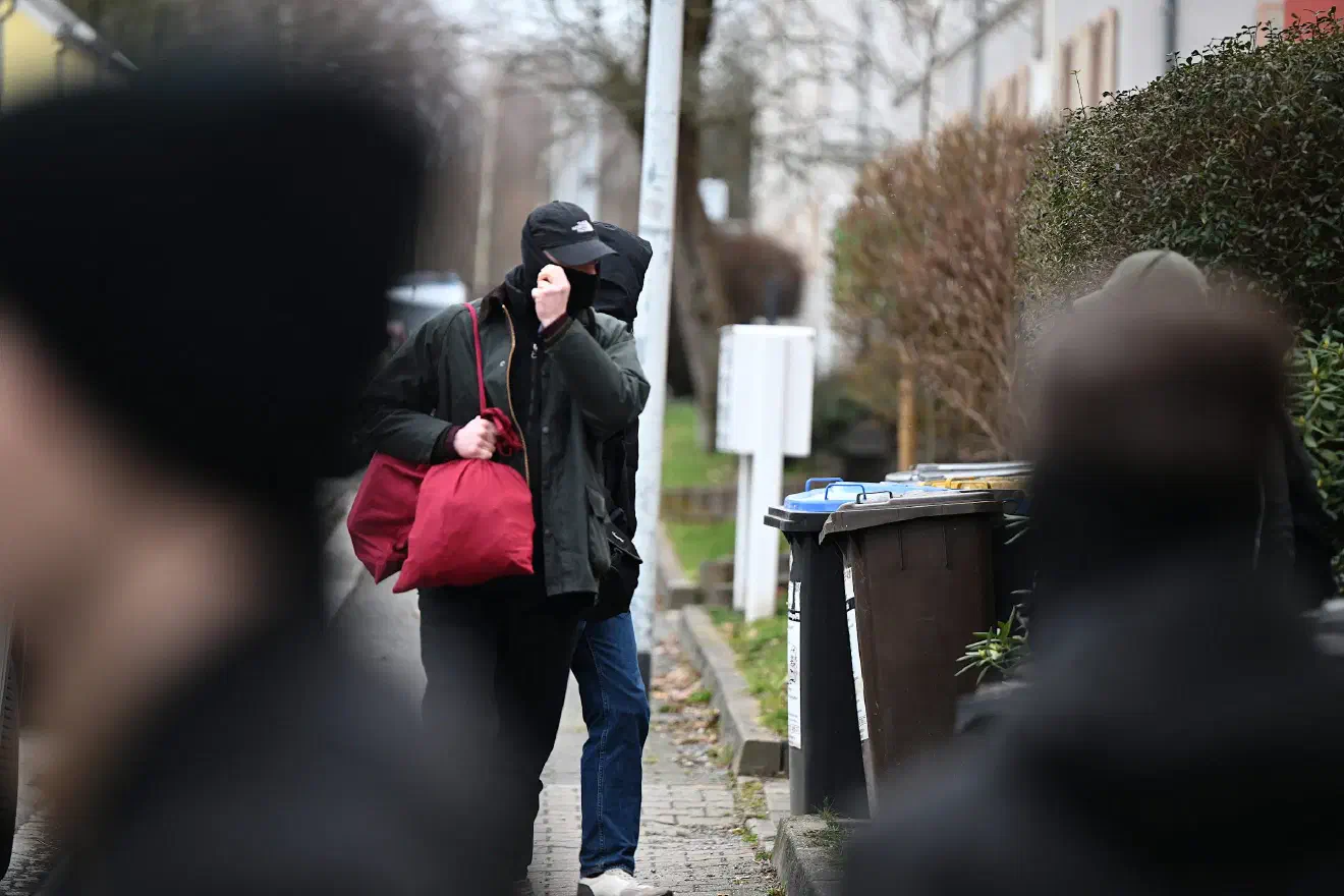 Eigene Positionen und Propaganda sollten so einem breiteren Publikum zugänglich gemacht werden. Das dieses Konzept durchaus aufging, zeigte sich auch in der hohen Anzahl vom Kamerateams und anderen Medienvertreter:innen die in Chemnitz zugegen waren.