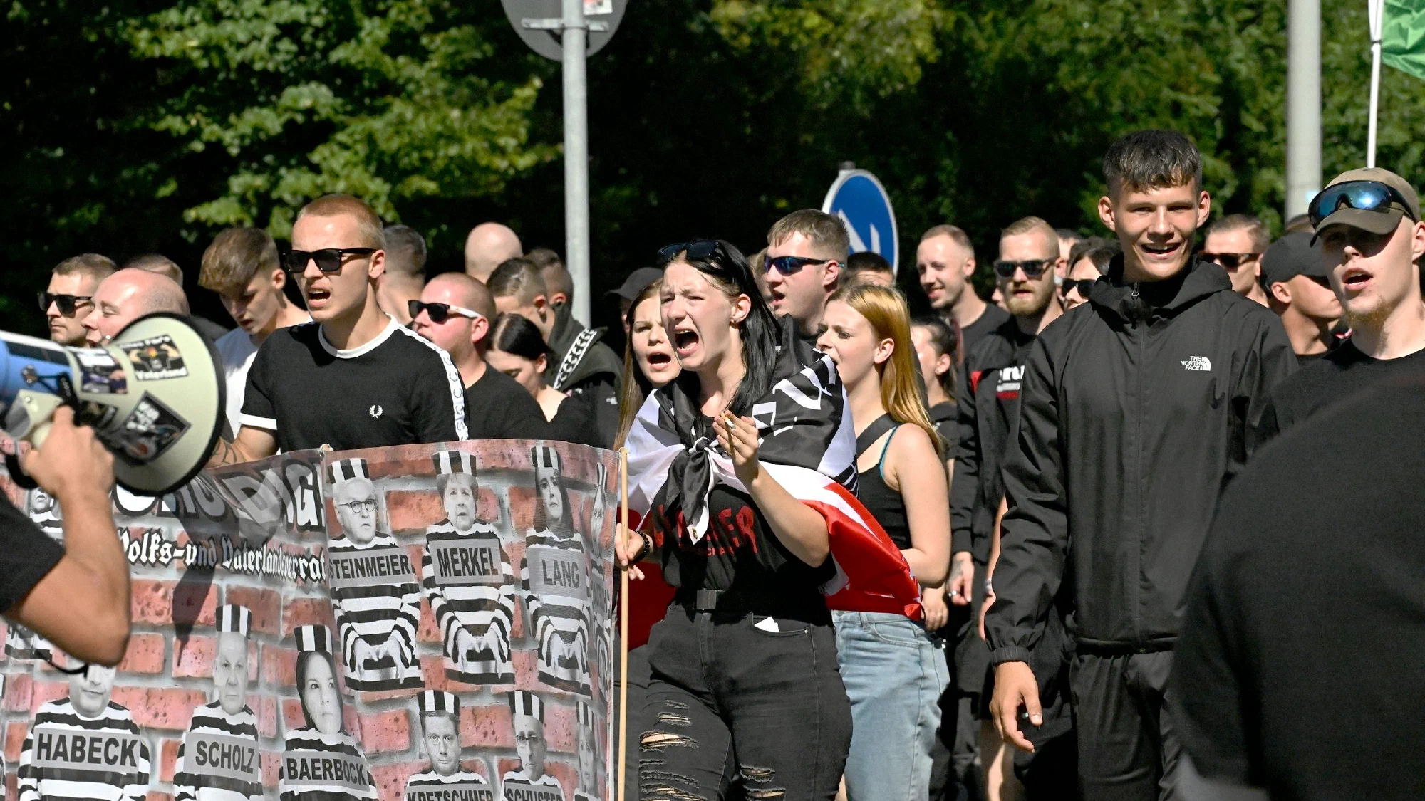 CSD-Gegenprotest von Neonazis in Freiberg (Sachsen)