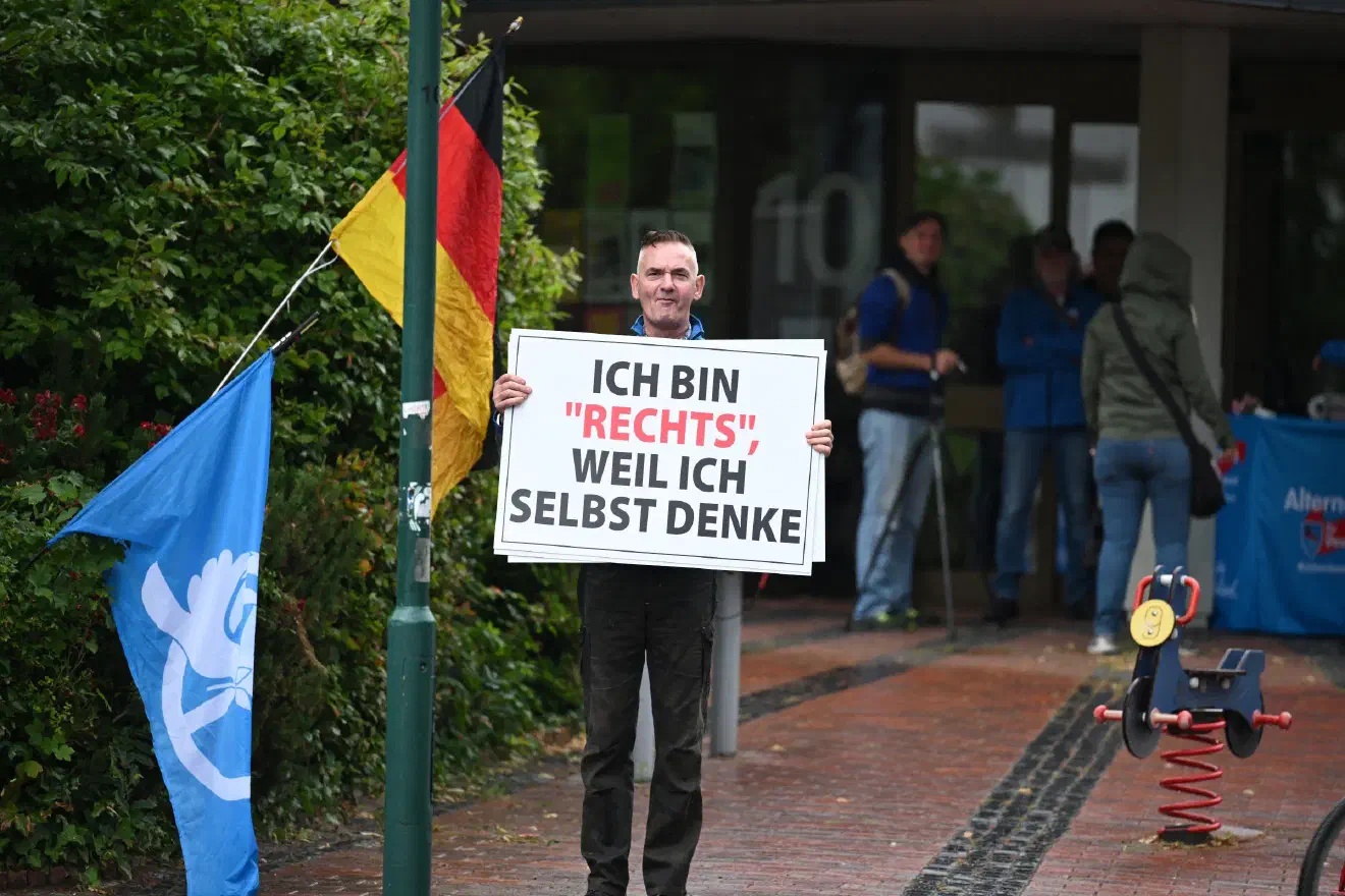 Am 7.7.2025 fand in Bassum (Kreis Diepholz) die 150. Montagsdemo des AfD-Kreisverbands Diepholz statt, auch "Stunde der Patrioten" genannt. Verantwortlich für diese Demos zeichnet der dortige Kreisvorsitzende Andreas Iloff (Bild).