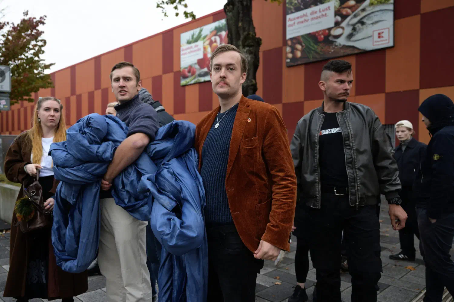 Extrem Rechter Banner-Frust