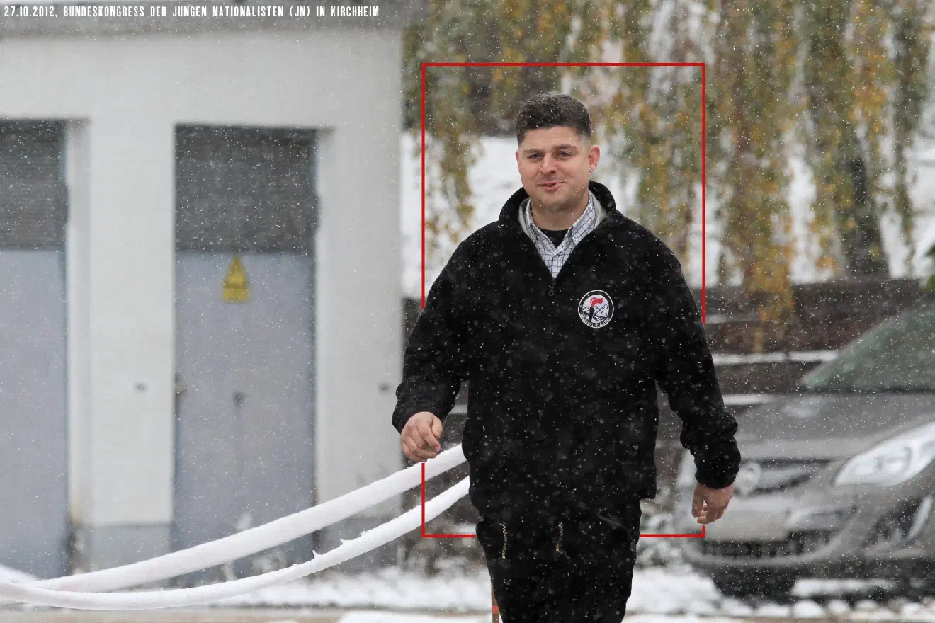 Gegründet wurde MetaPol von einer Gruppe von Neonazis um den langjährigen Neonazi Pierre Dornbrach - seines Zeichens ehemaliger Bundesschulungsleiter der NPD-/Die Heimat-Jugendorganisation "Junge Nationalisten" (JN).